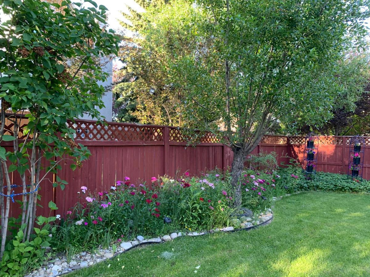 Brother Li Homestay YYC Buitenkant foto