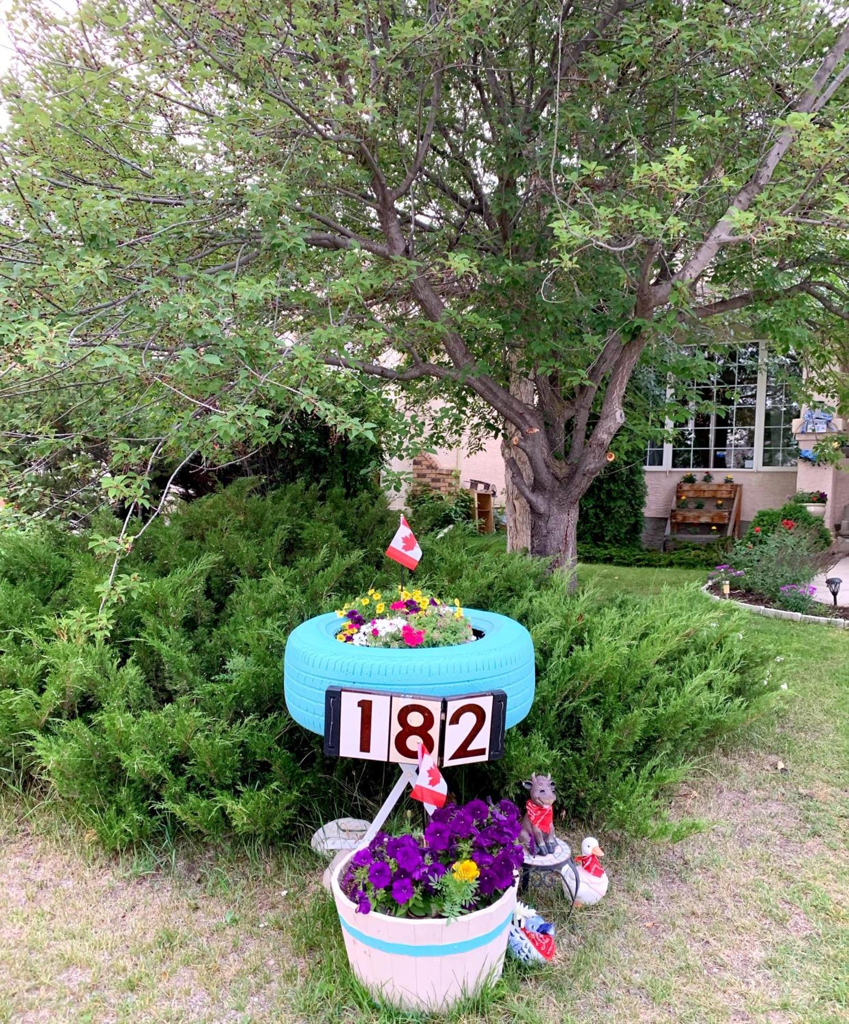 Brother Li Homestay YYC Buitenkant foto